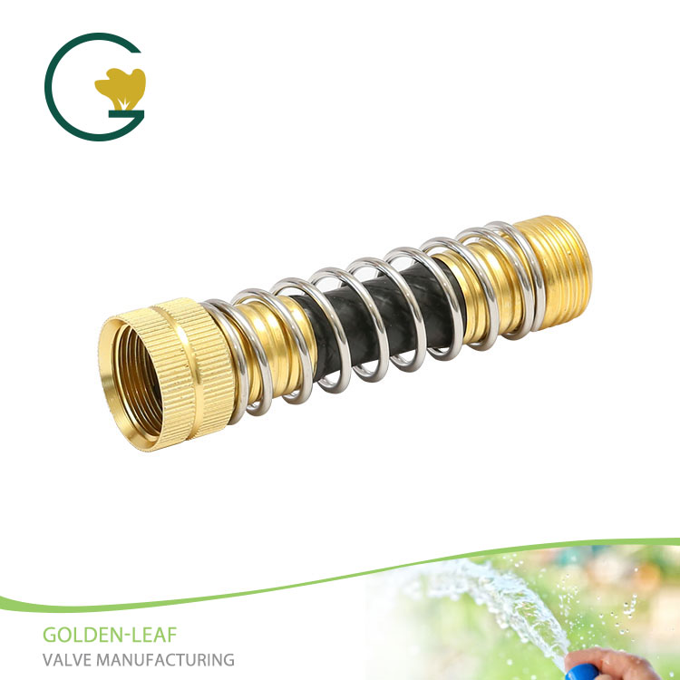 Keuntungan saka Kuningan 3/4-in Selang Taman Coiled Spring Faucet Repair Konektor